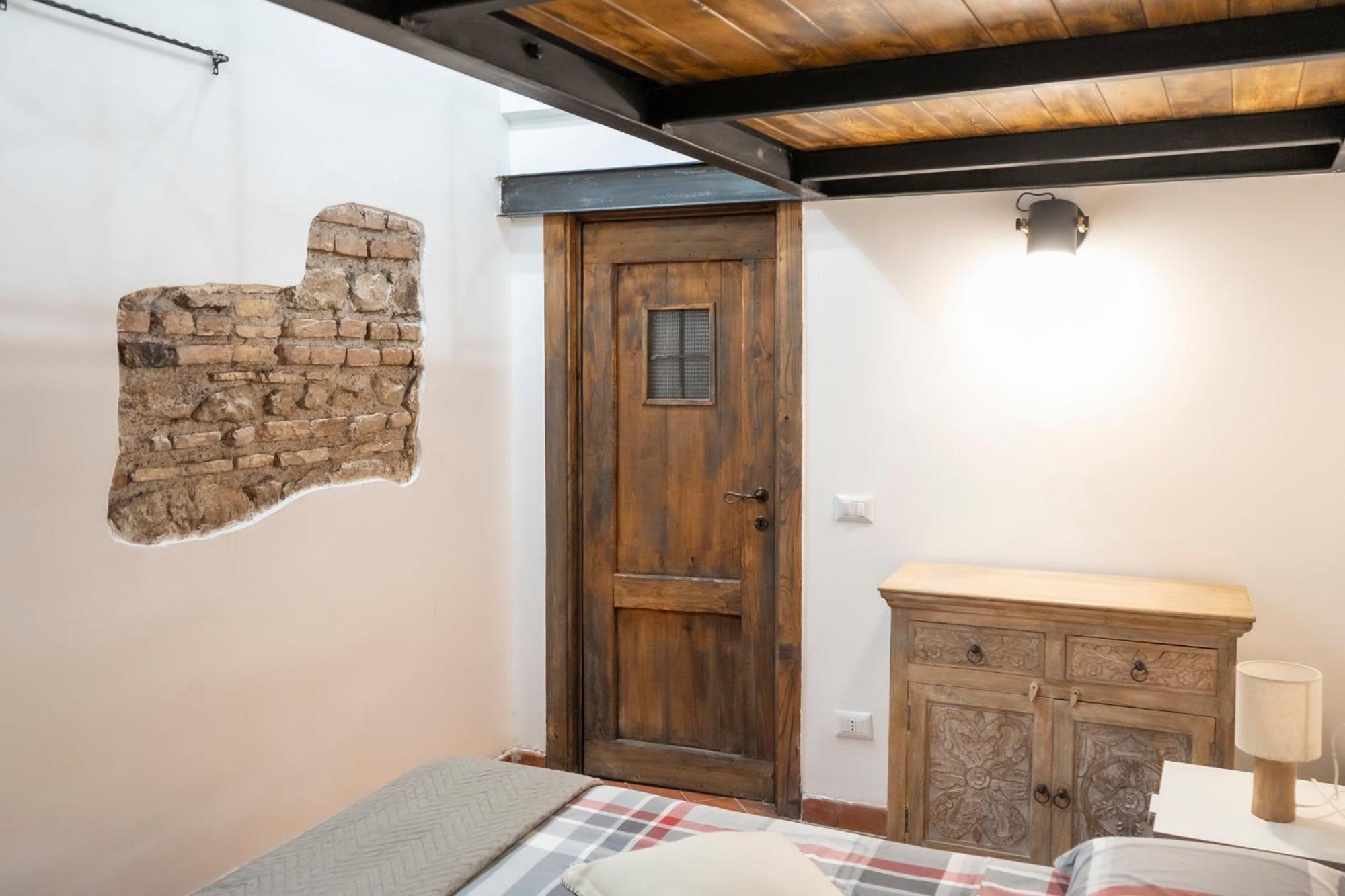 Home Domus Capocci - Rione Monti Řím Exteriér fotografie